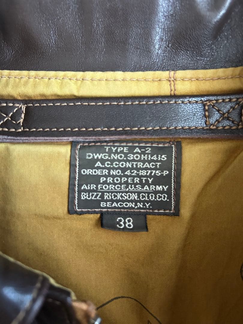 BuzzRickson's A-2 レザージャケット 38 赤リブ 人気