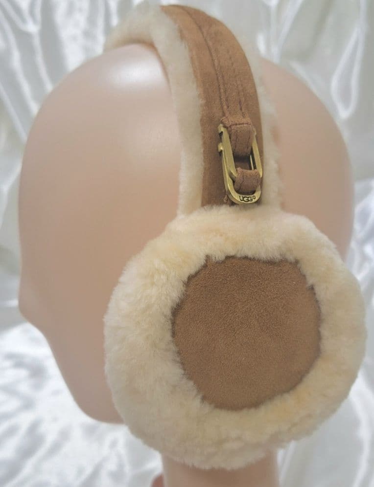 未使用　ムートンUGG 耳あて　イヤーマフ　ブラウン　ファー　スエード