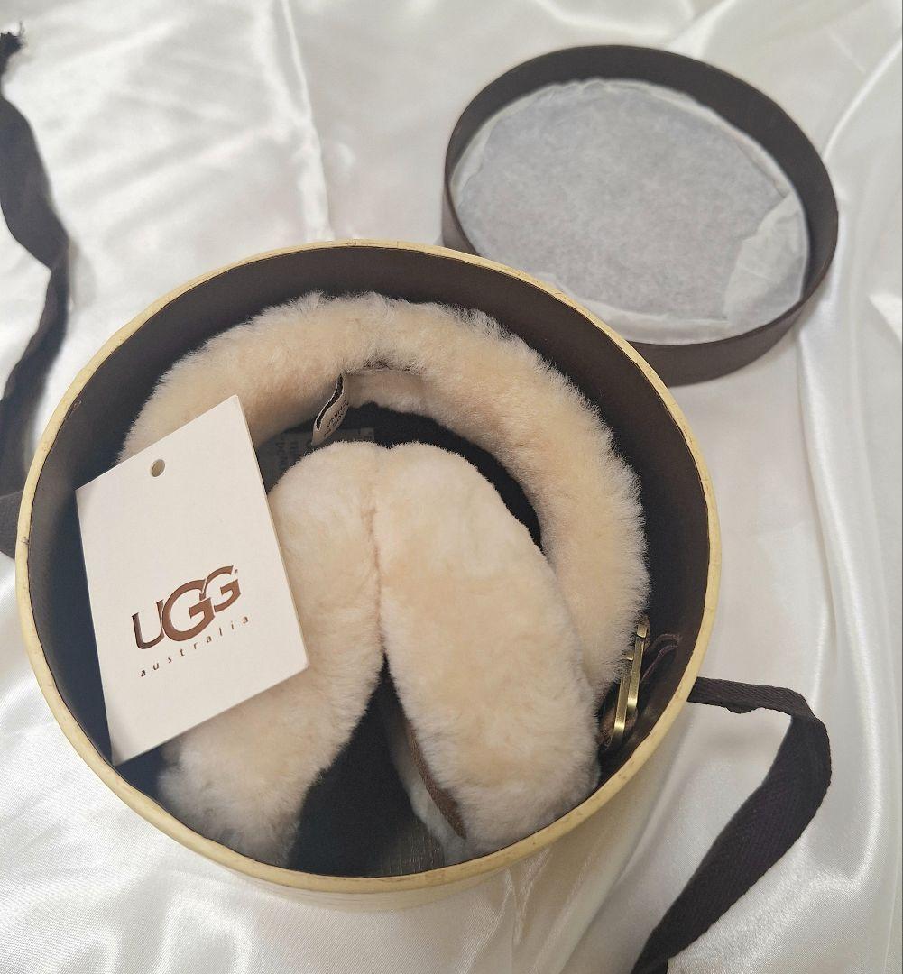 未使用　ムートンUGG 耳あて　イヤーマフ　ブラウン　ファー　スエード