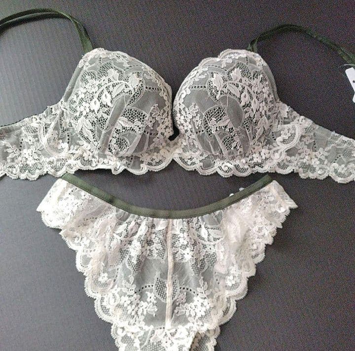 【新品】ワコール《パルファージュ》フロントエックスブラ E70/M