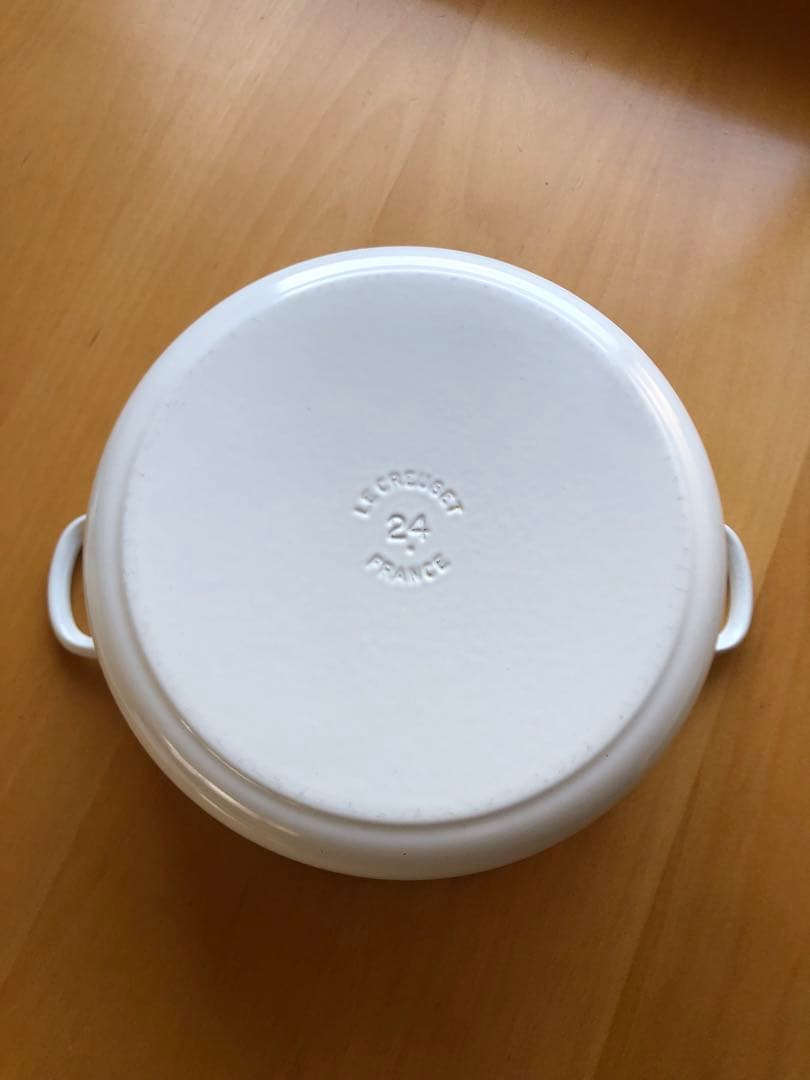 AK　ルクルーゼココットLe Creuset ホーロー鍋ホワイト24cm