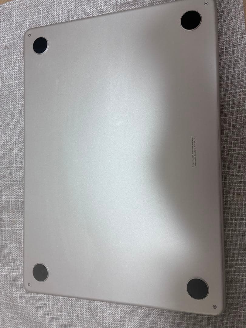 MacBook Air M2 スターライト 256GB