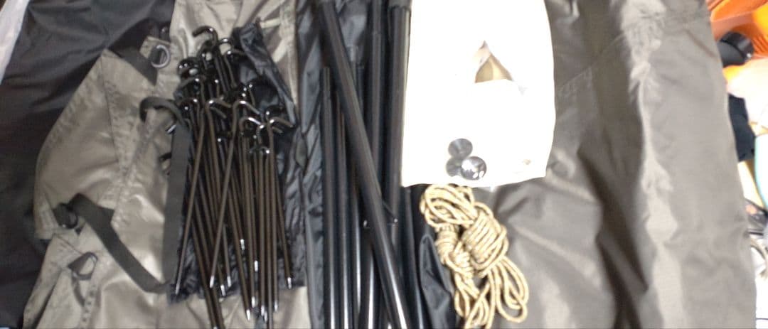 ワークマン　シェルター　テント