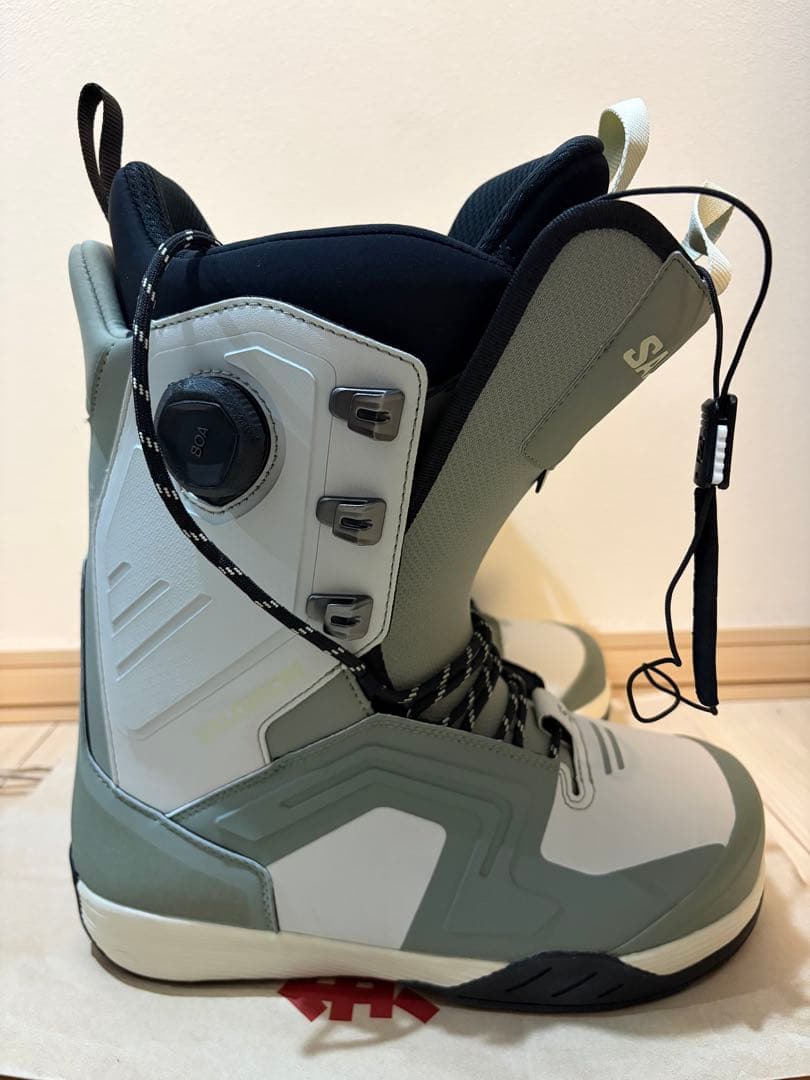 SALOMON スノーボードブーツ ダイヤル式 グレー/ホワイト
