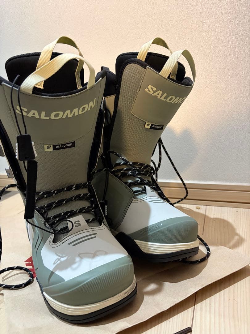 SALOMON スノーボードブーツ ダイヤル式 グレー/ホワイト