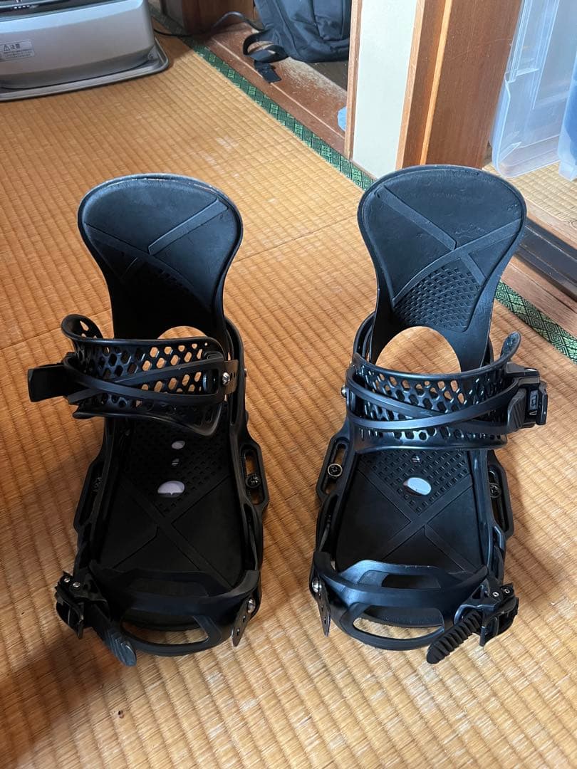 X-BASE EST Mサイズ　バートン　バインディング