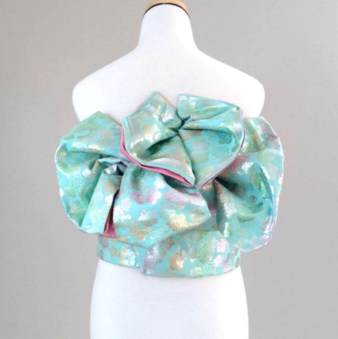 セール☆　振袖と作り帯など5点セット　ミントグリーンに蝶花　作り帯付け帯　刺繍