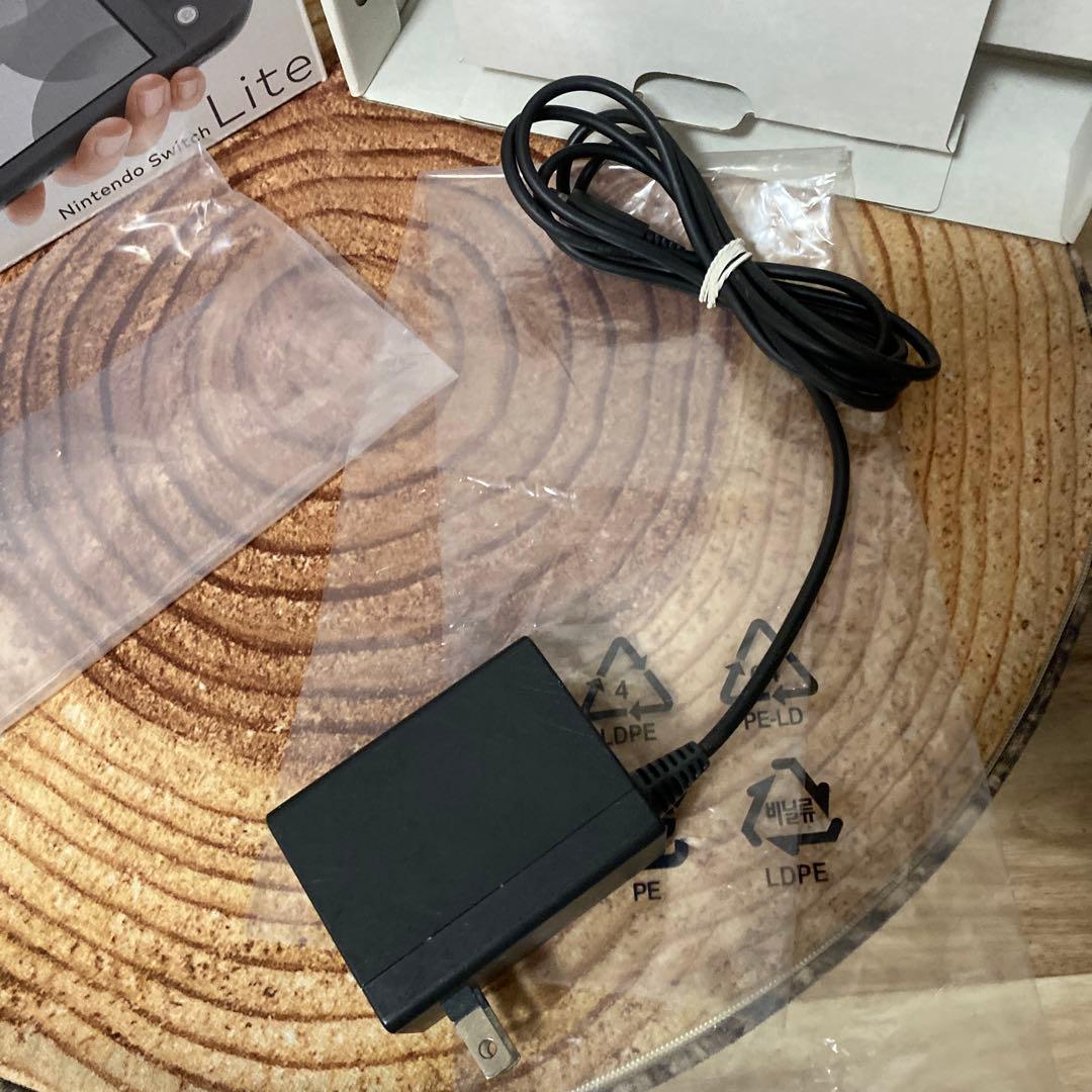 Nintendo Switch Lite グレー　本体