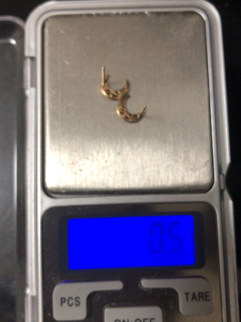 美品❤️アガット K10 透かし 三日月ダイヤモンドピアス クラシック調