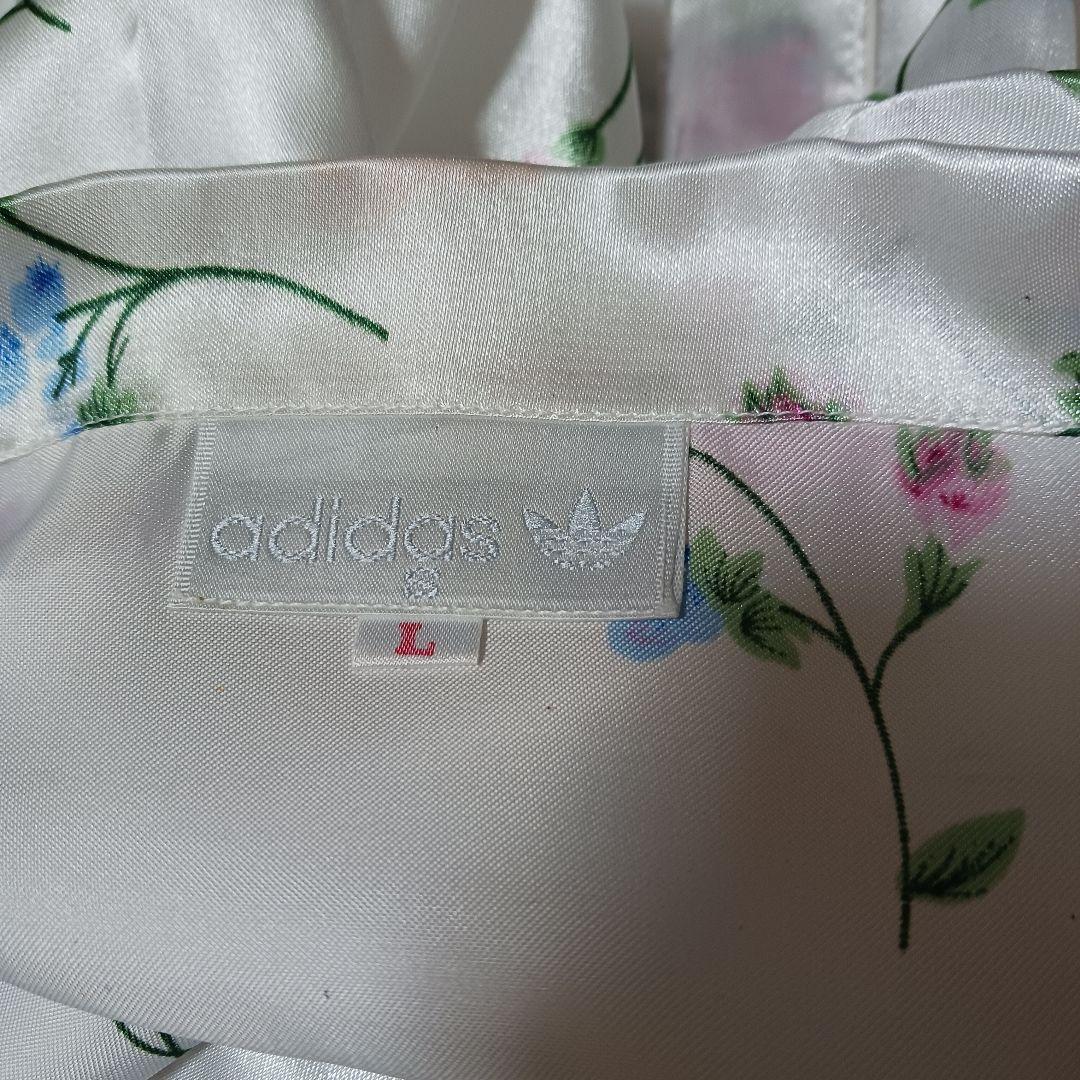 adidas 花柄サテンパジャマ　ルームウェア　シルク100% アディダス
