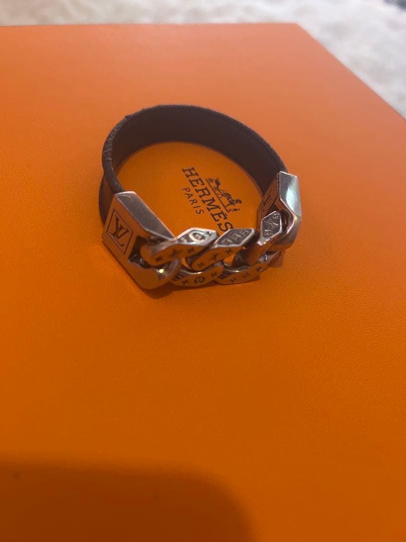 LOUIS VUITTON ブラスレ モノチェーン ルイヴィトン　シルバー