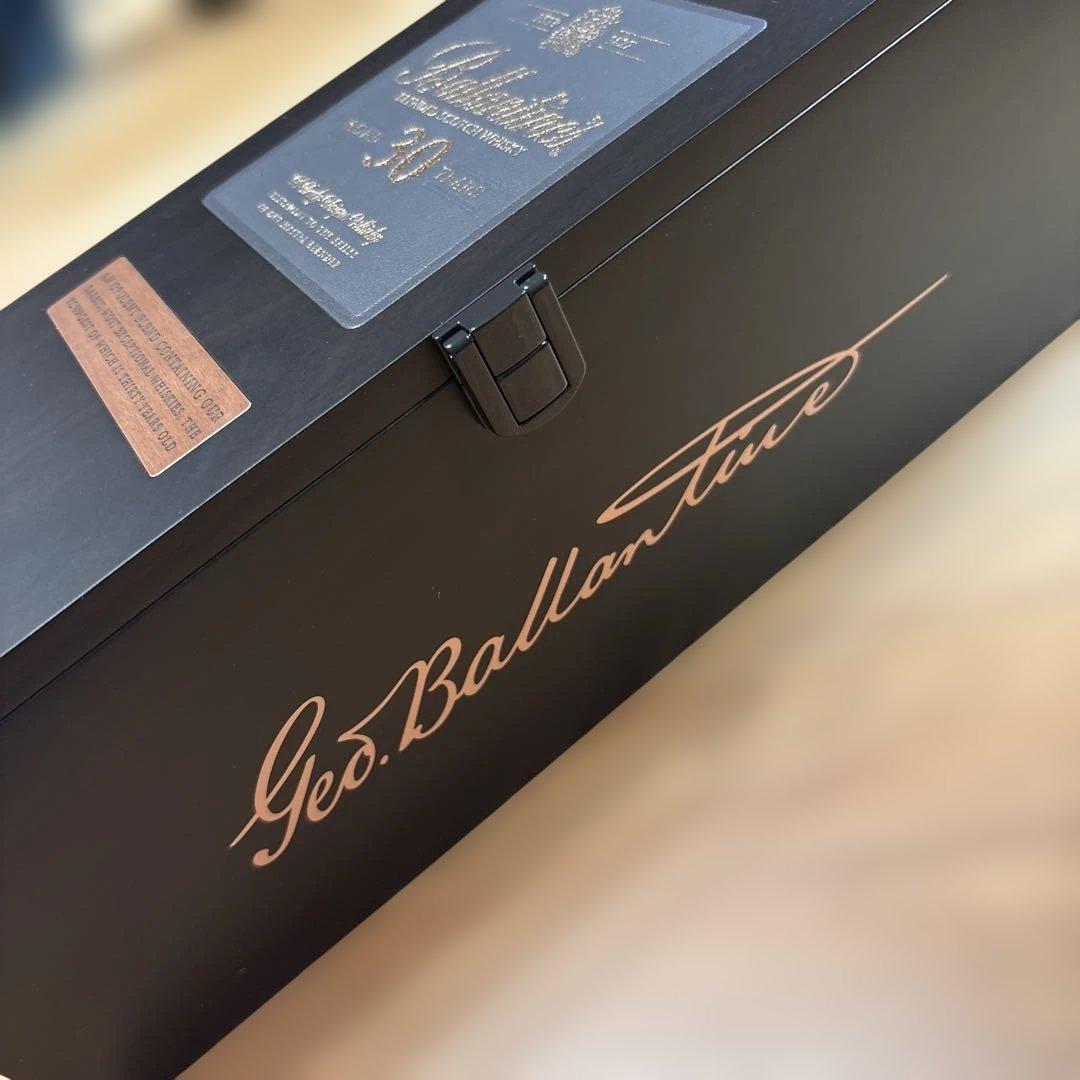 Ballantine's 30年 ブレンデッドスコッチウイスキー 700ml