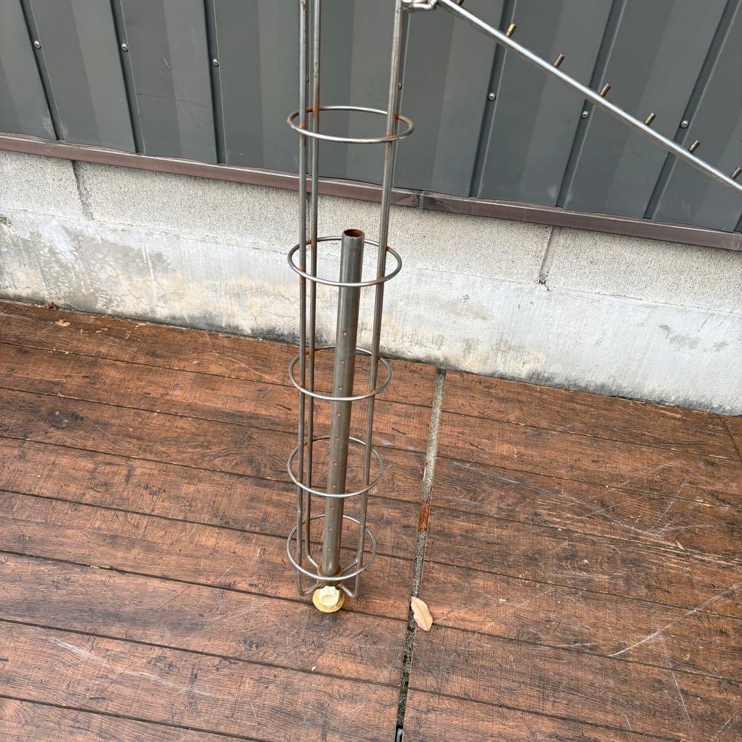 D壁 ①昭和レトロ 回転式 ハンガーラック 金属製 店舗什器 アーム付き 業務用