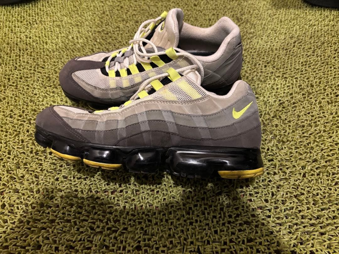 NIKE ナイキ エアヴェイパーマックス 95 イエローグラデ