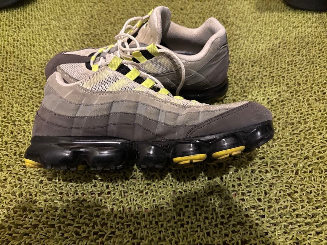 NIKE ナイキ エアヴェイパーマックス 95 イエローグラデ