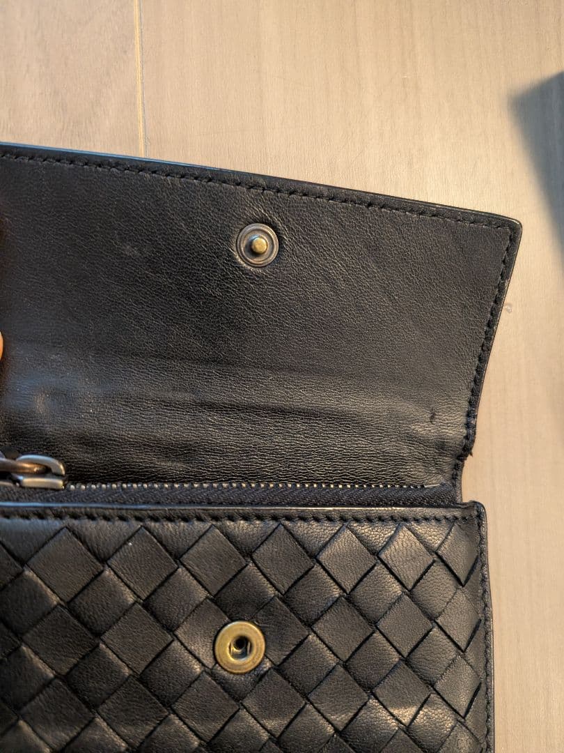 中古　BOTTEGA VENETA 二つ折り財布 ブラック