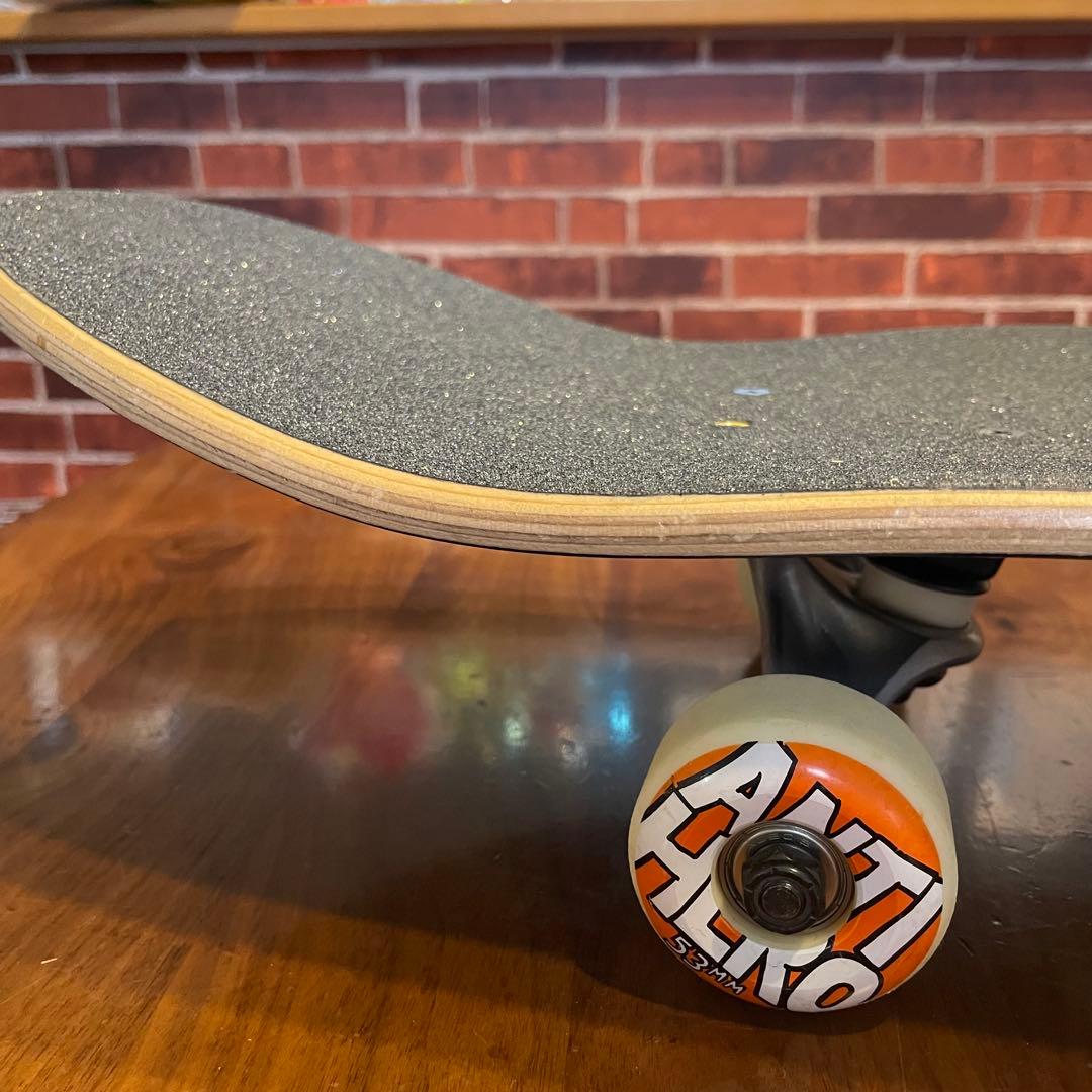 ANTIHERO アンチヒーロー　美品　スケボー　スケートボード　コンプリート