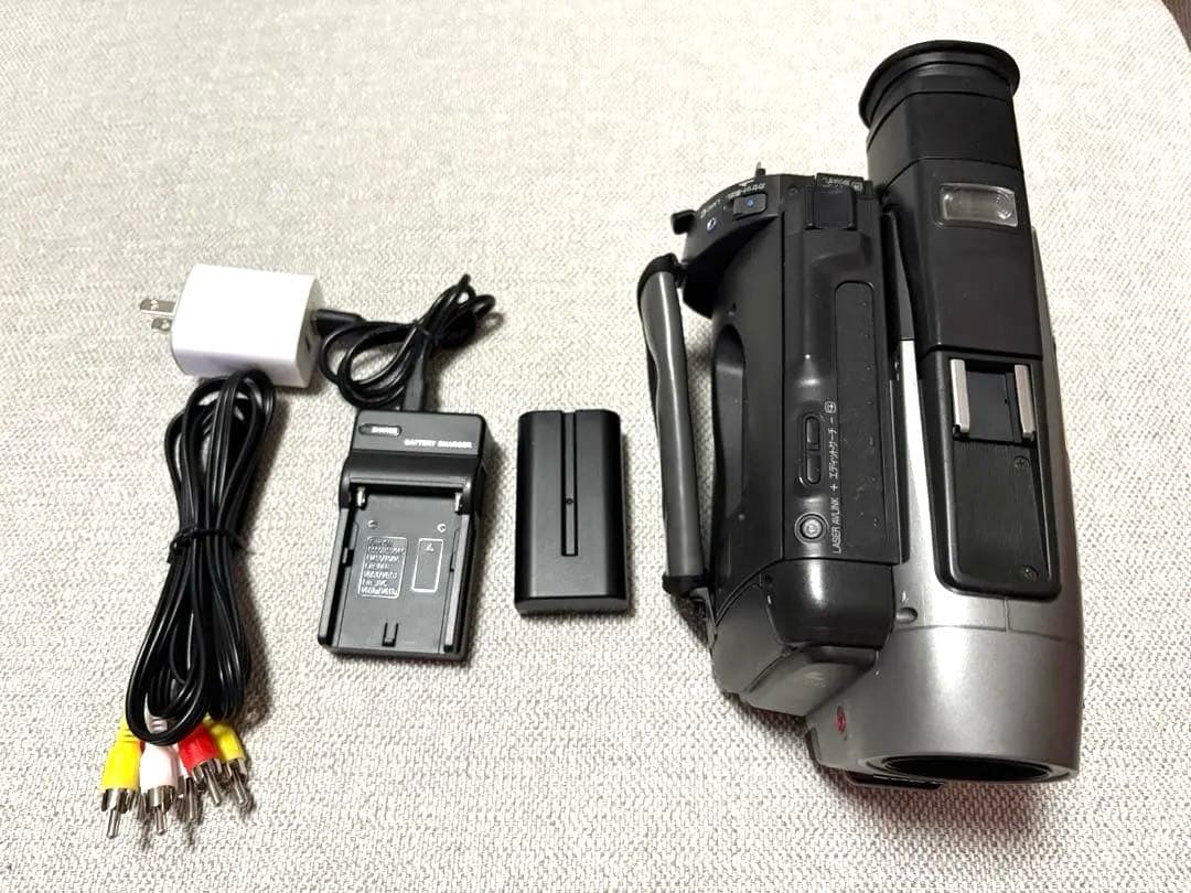 8mm テープ　SONY ハンディカム　Hi8 ビデオカメラ