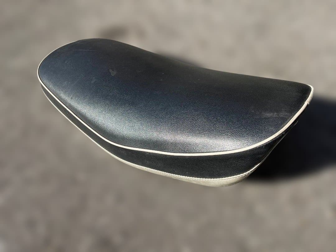 SR400カスタムシート　K&H製　カフェカスタム等に★