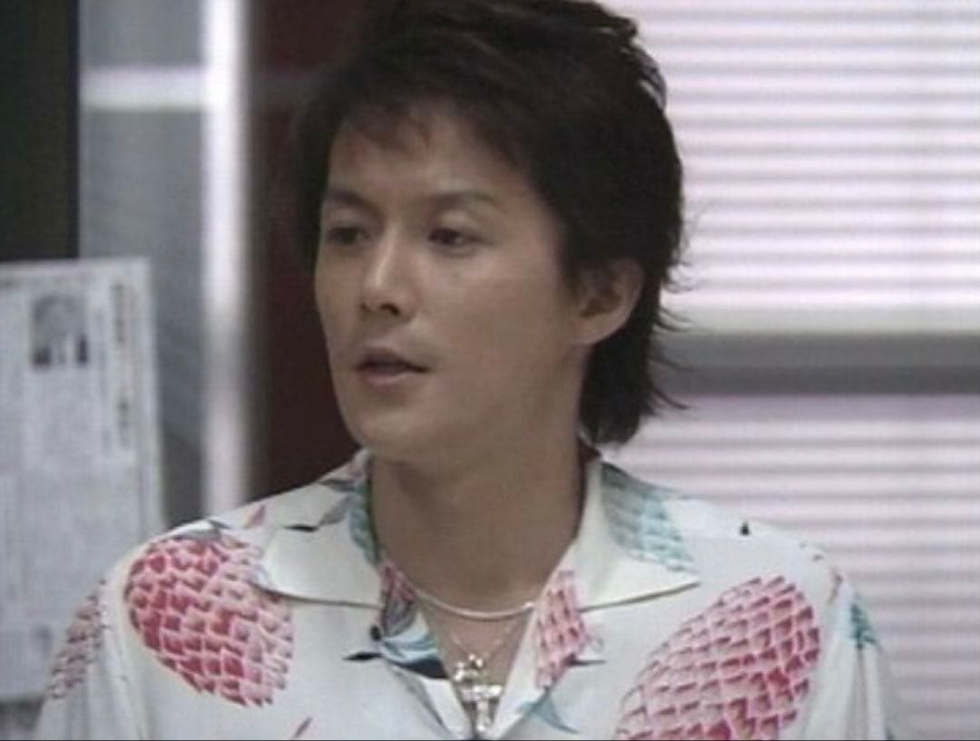 さ*た様 【美女か野獣】福山雅治さん着用 アンプジャパンクロス ネックレス シル