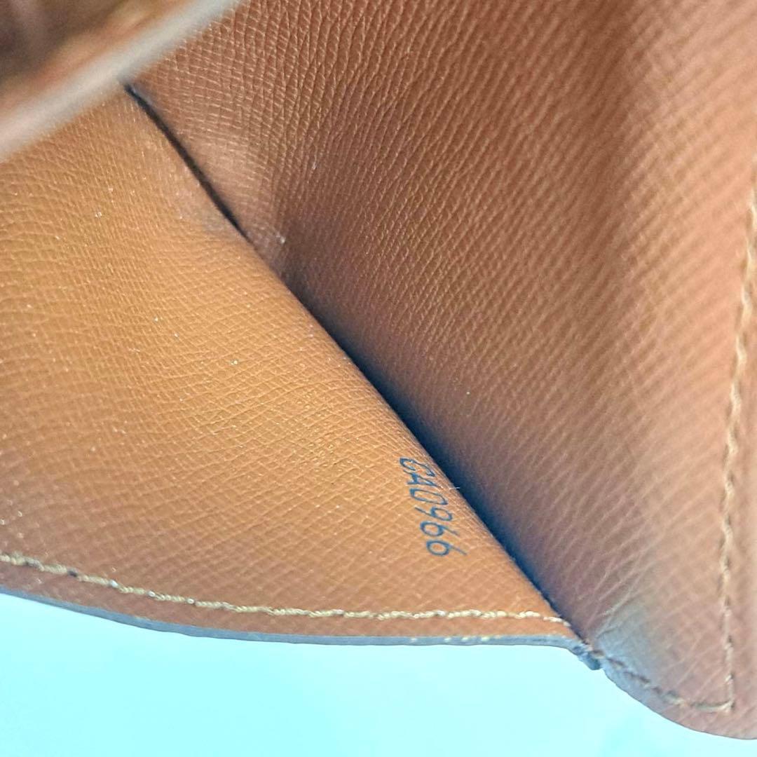 EK305 LOUIS VUITTON モノグラム　ポルトモネジップコンパクト