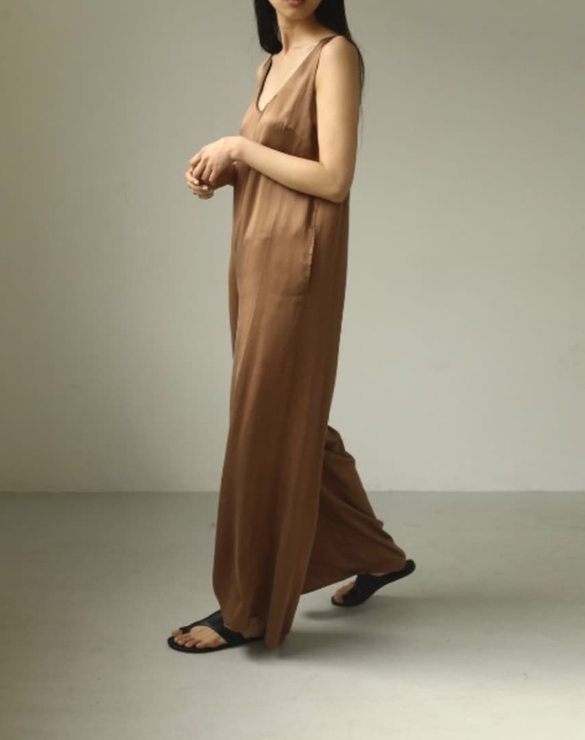 新品タグ付き： TODAYFUL トゥデイフル シルク100%コンビネゾン