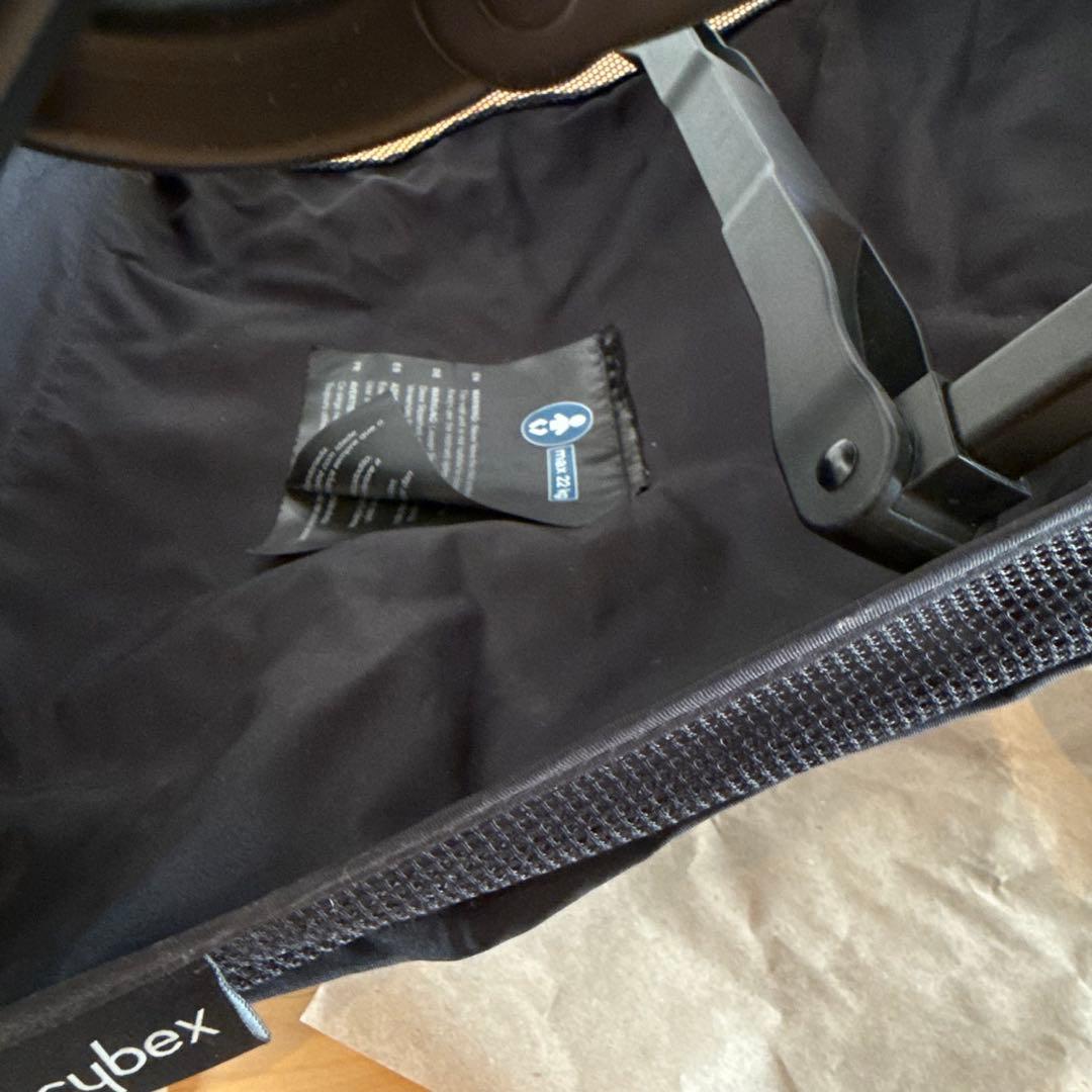 サイベックス リベル ブラック 2022年型 バンパーバー、トラベルバッグ付き