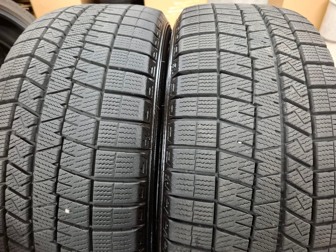 ダンロップ スタッドレス 2022年 215/50R17 タイヤ 4本　送料込み