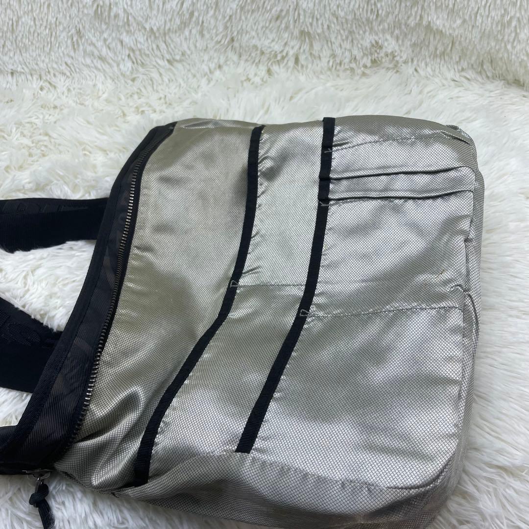 DIESEL ディーゼル トートバッグ A4収納可 ロゴストラップ ナイロン 黒