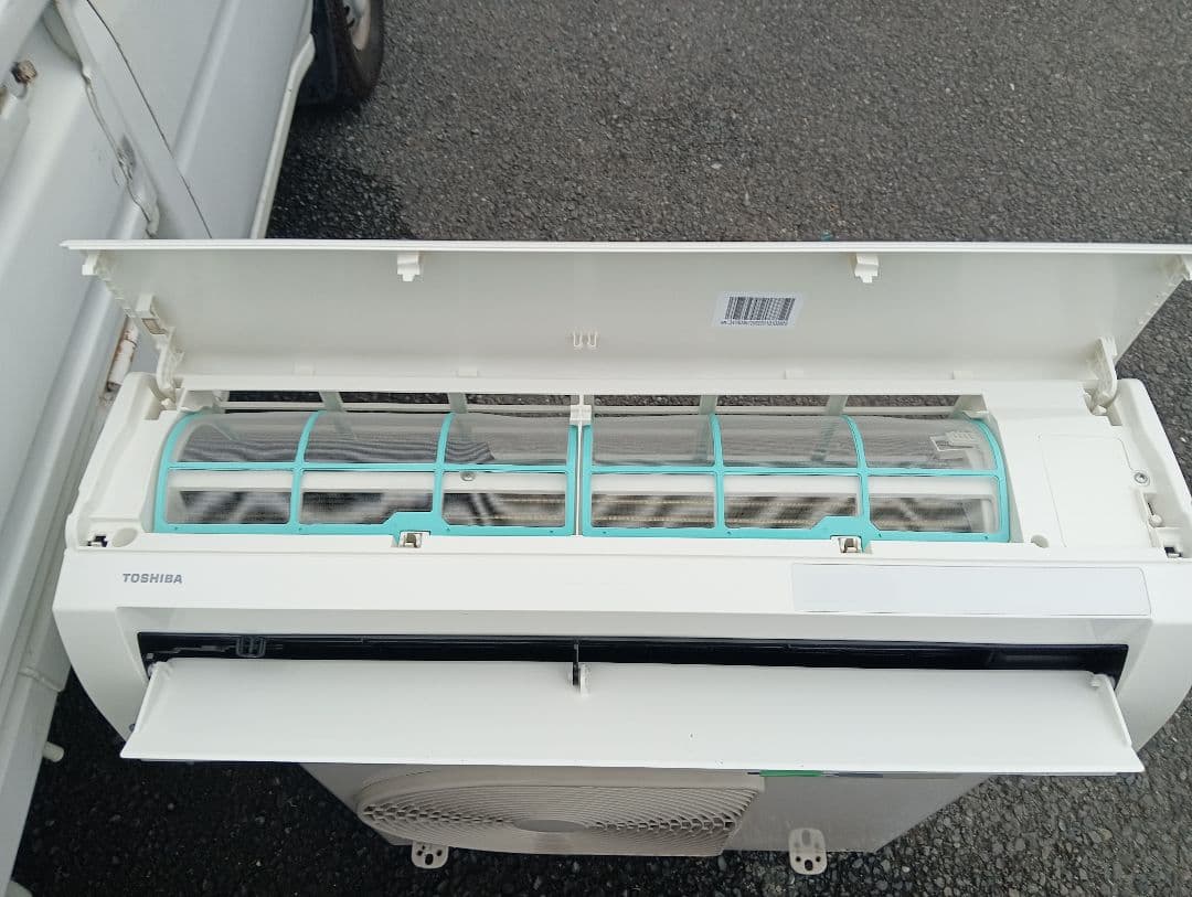 東芝・ルームエアコン大清快F-PBKシリーズRAS-F221PBK・2020年製