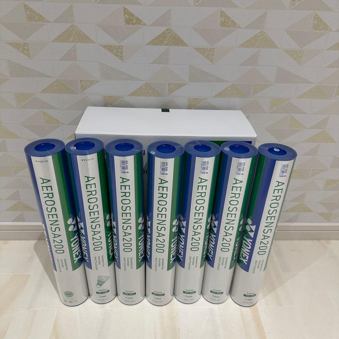 【即発送】ヨネックスシャトル エアロセンサー200 4番 7ダース お得 84球