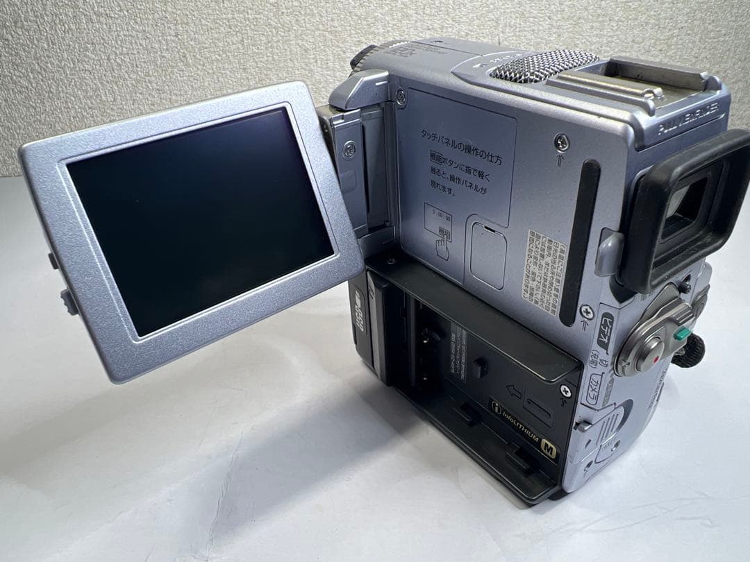 【美品】SONY ソニー ビデオカメラ DCR-PC9NTSC 未開封テープ付