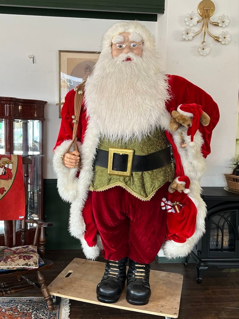 k165 クリスマス 存在感たっぷりのサンタクロースのオブジェ 大型 店舗什器