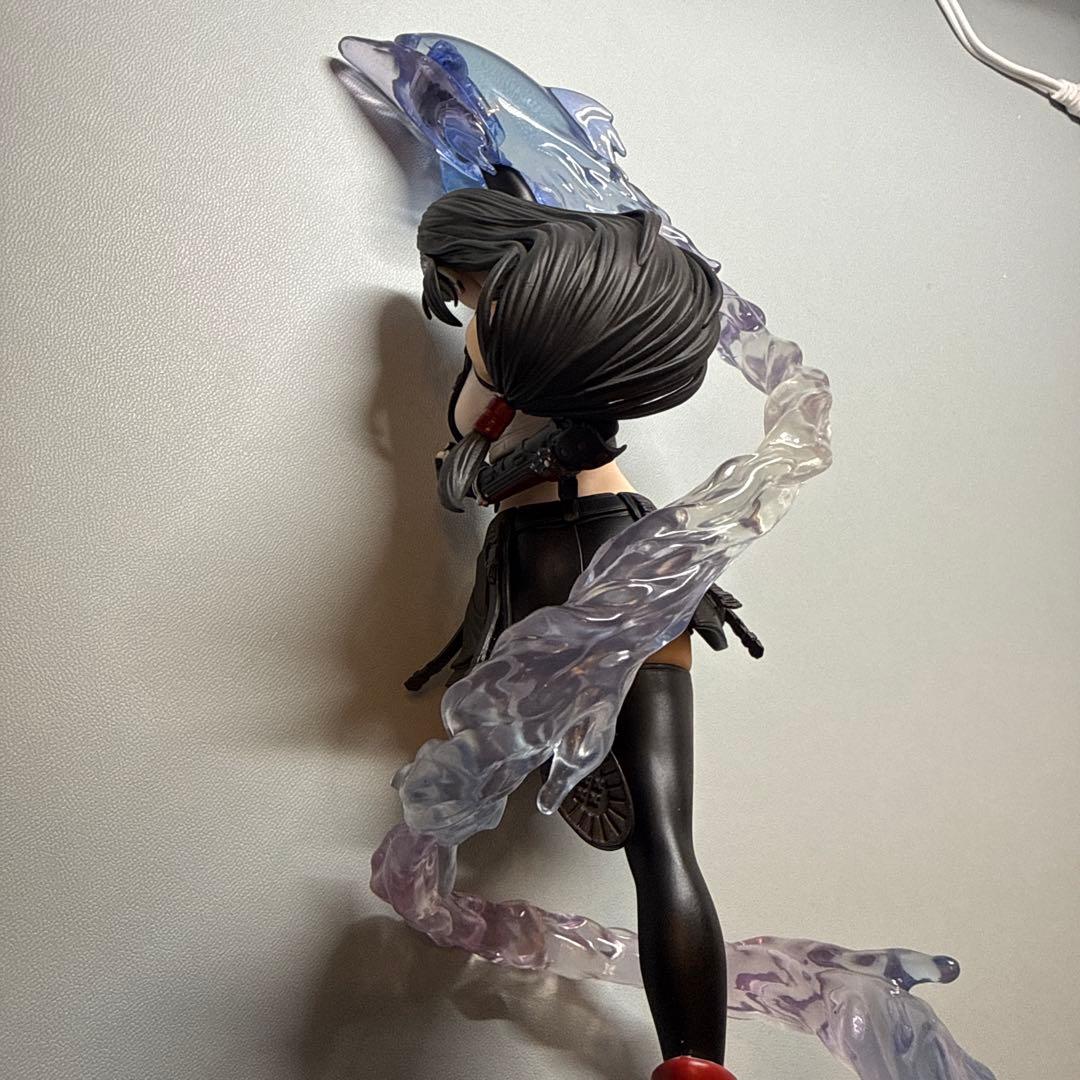 ティファ・ロックハート　フィギュア