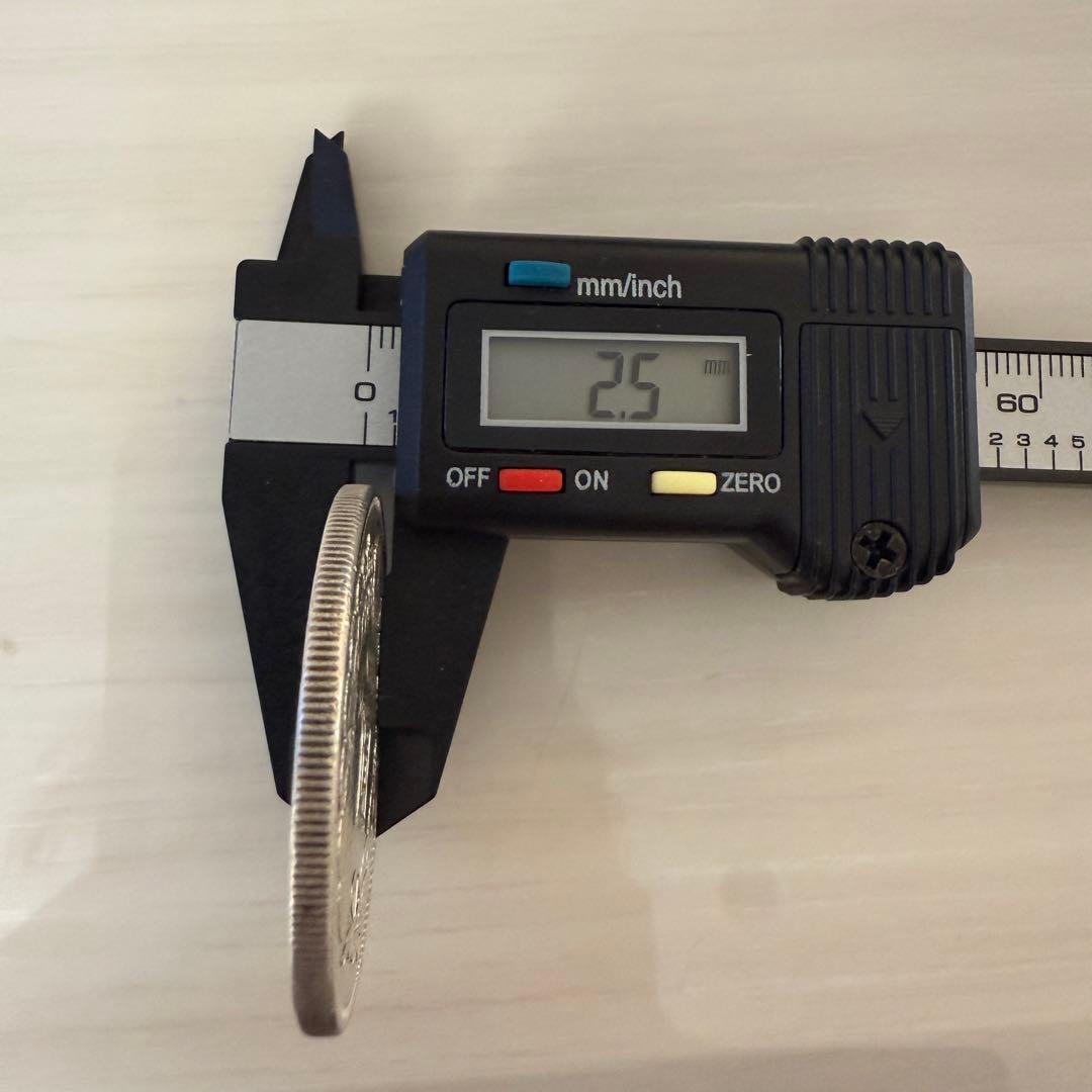 一圓　一円銀貨　明治37年　古銭