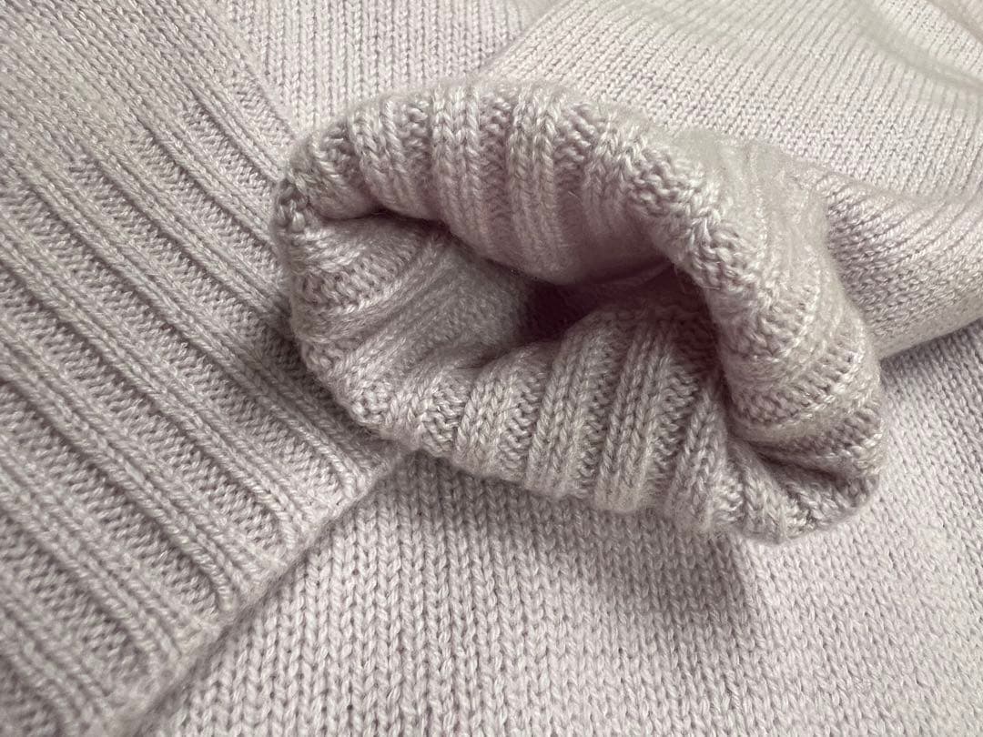 E*)様 アニオナ（AGNONA）ニットセーター　新品未使用