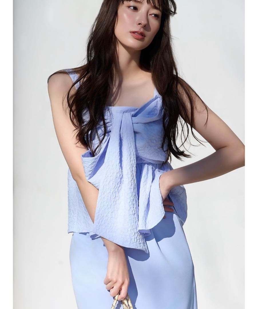 FRAY I.D ぺプラムリボントップス ブルー 0サイズ