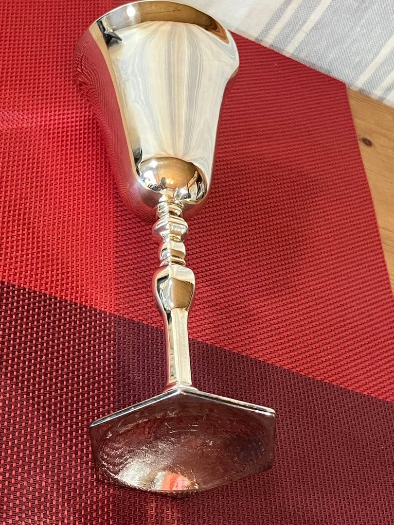 ①VAROSA VALENTi銀メッキ装飾カップ（ワインカップ）1個　箱付き