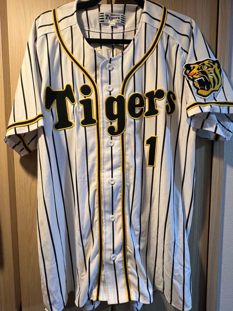 HANSIN Tigers ユニフォーム TORITANI 1