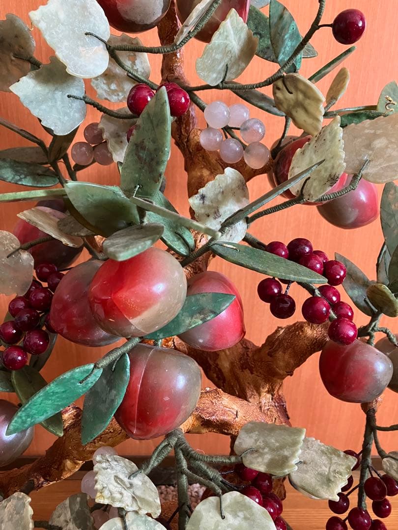 翡翠桃の置物、良縁、子宝、福招き