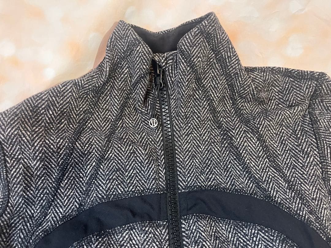 美品希少✨ルルレモン lululemon Define ディファインジャケット