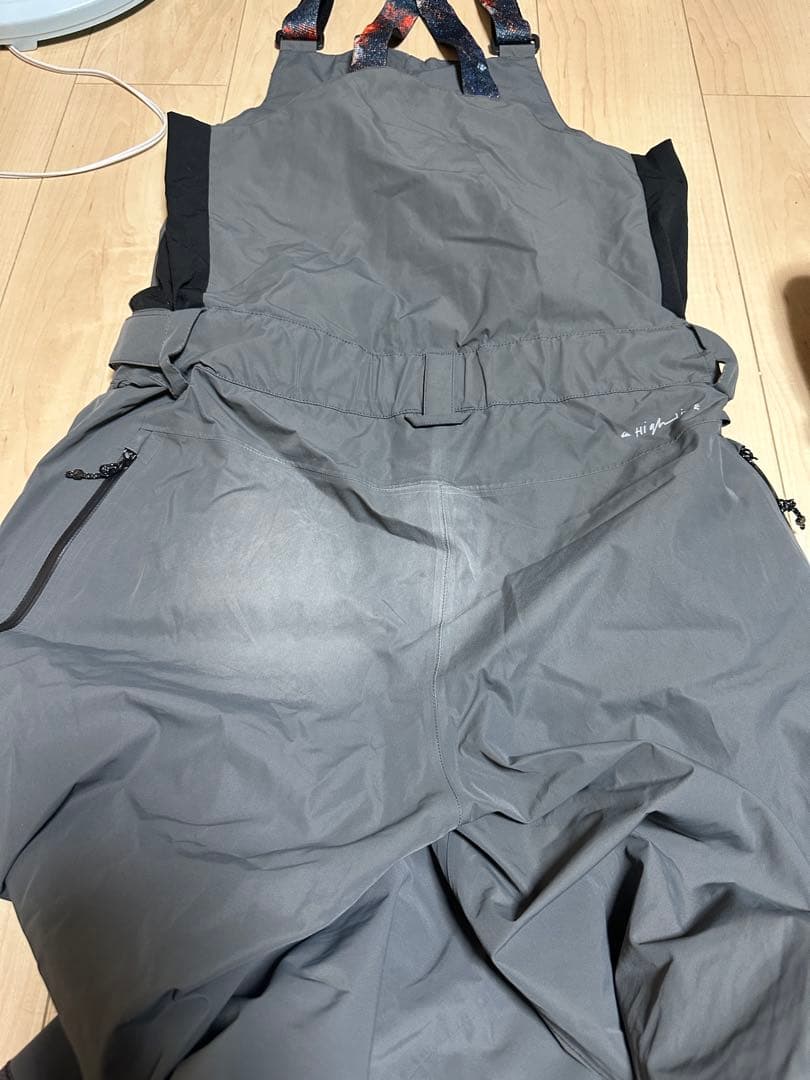 【値下げ】QUIKSILVER GORETEX ビブパンツ
