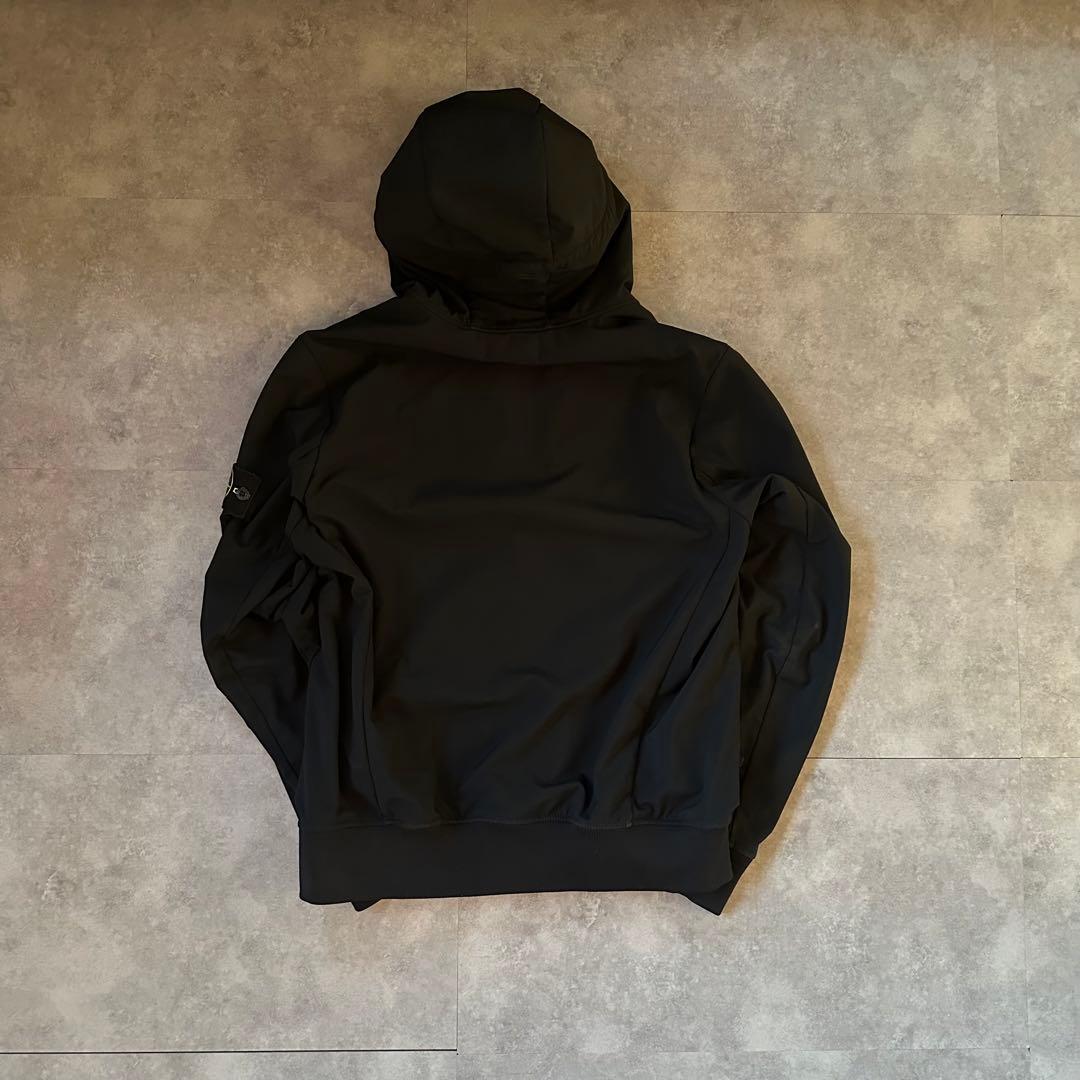 【極美品❗️】stone  ソフトシェルジャケット　黒