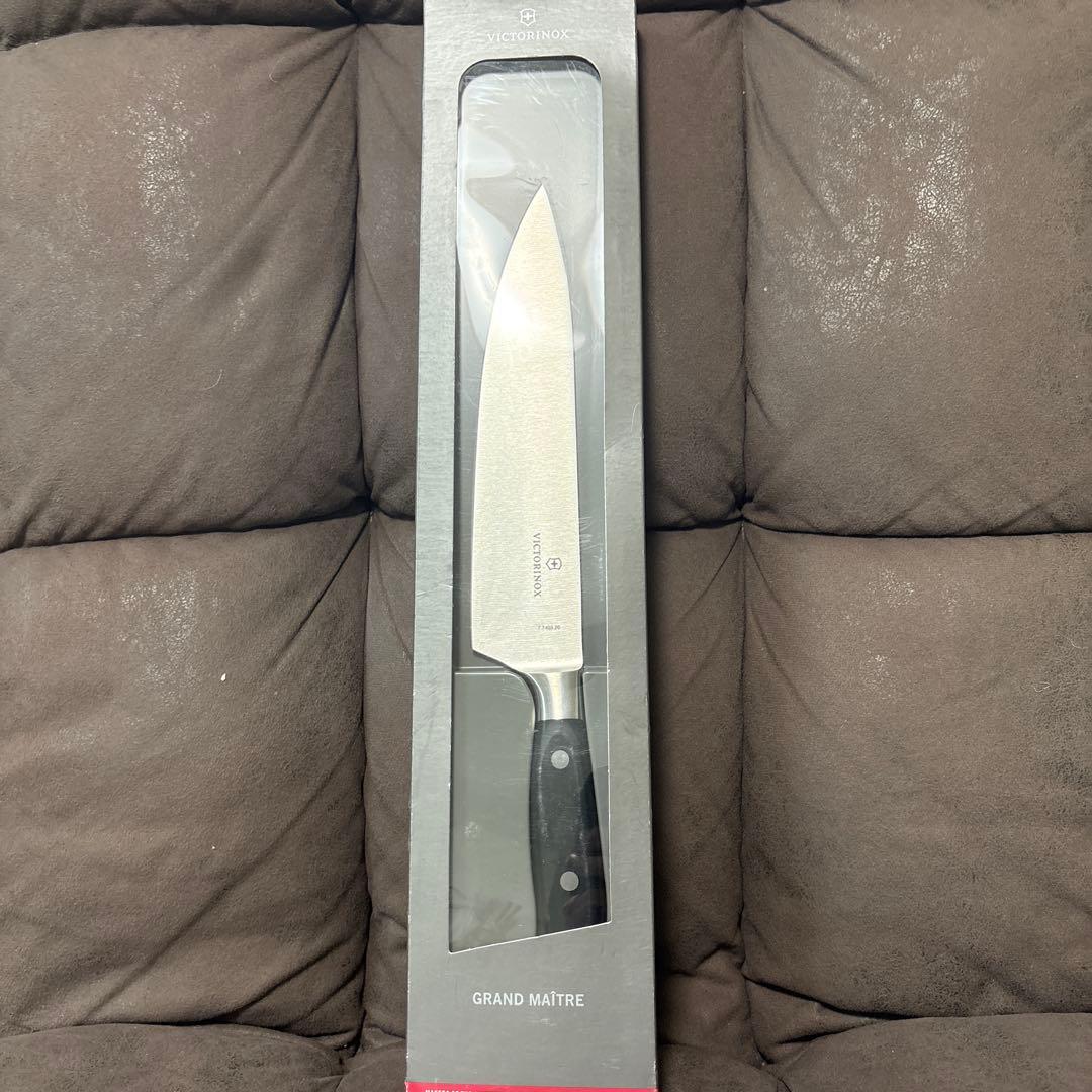 Victorinox Grand Maître 牛刀25cm ブラックプレミアム