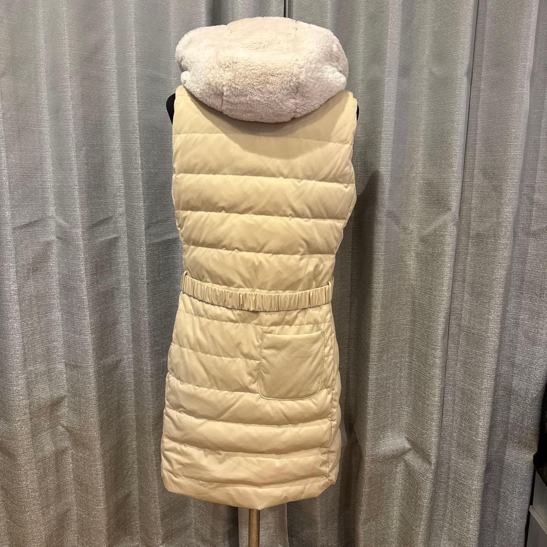 美品★archivio フード付きダウンベスト ベージュ