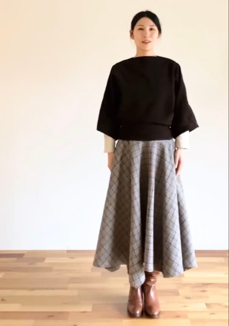 うさとの服  usaato 黒檀染め マルチウェイトップス 新品同様