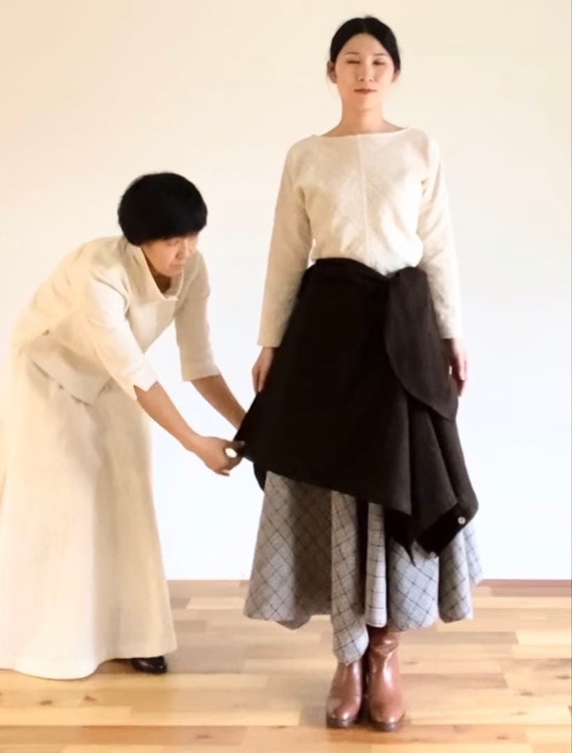 うさとの服  usaato 黒檀染め マルチウェイトップス 新品同様