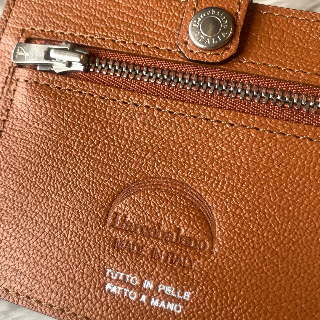 【新品 定価約3万】ラルコバレーノ スマートネックウォレット 財布 革　2435