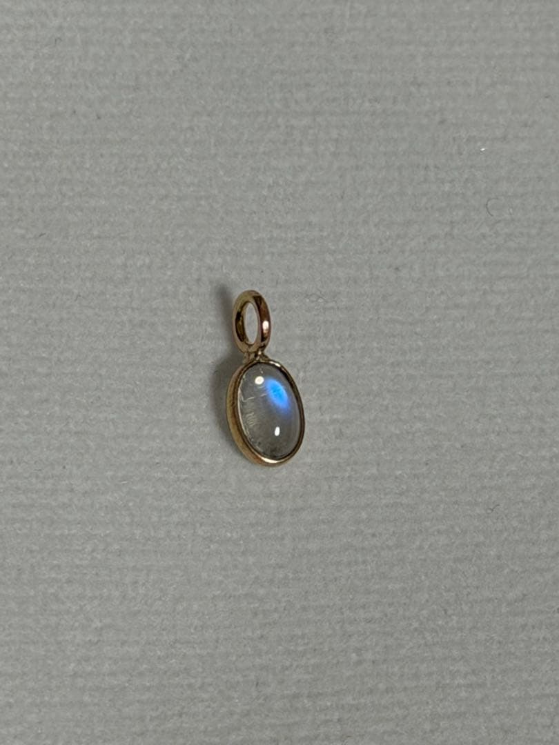 K14YG AAAレインボームーンストーン　ペンダントトップ インド