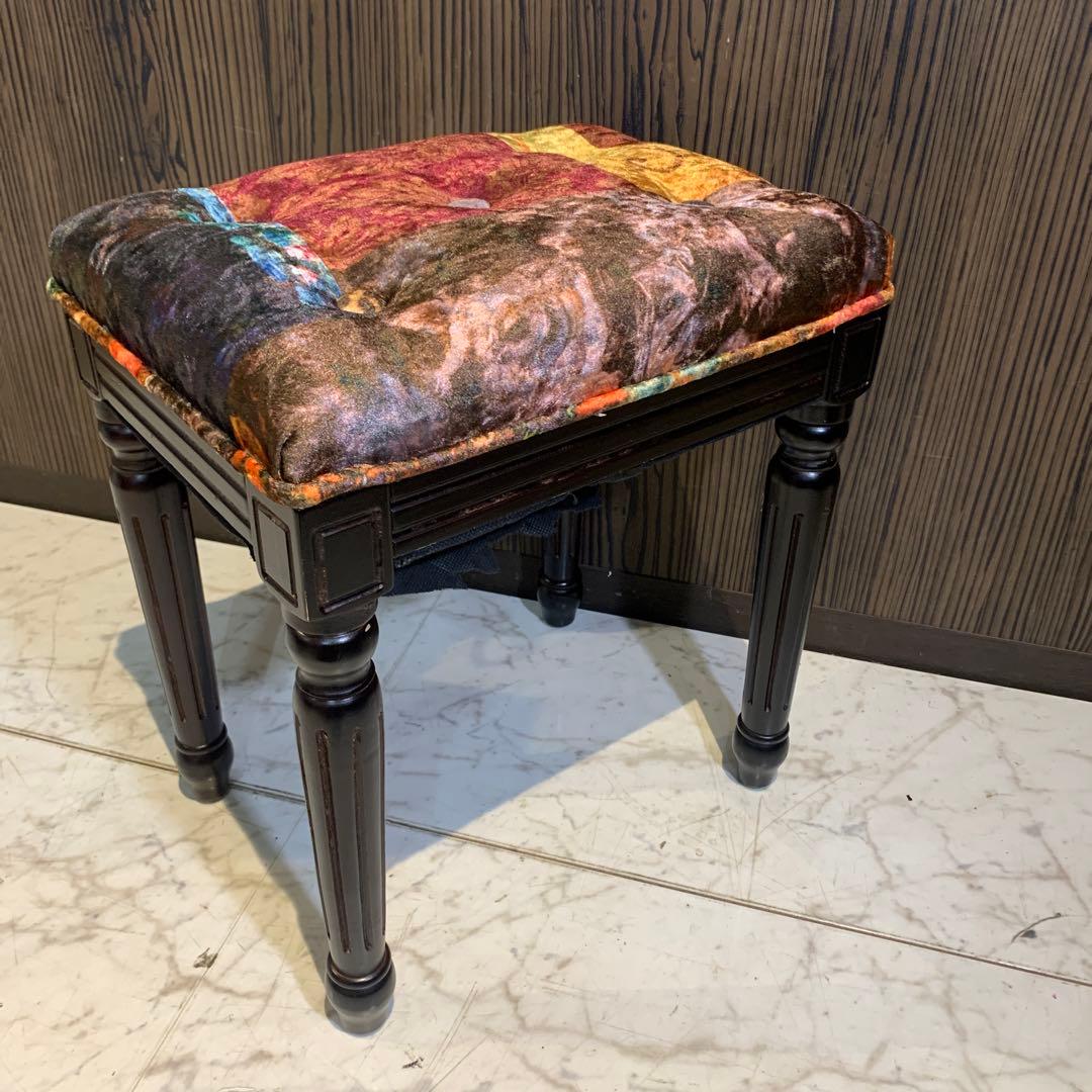 アンティーク　オットマン　スツール　②